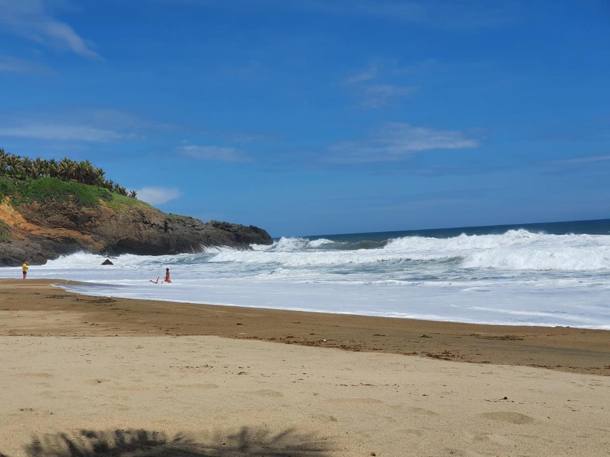 Bungalows La Perla Playa Azul Dış mekan fotoğraf